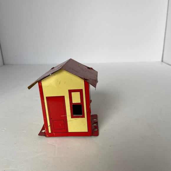 Gilbert Erector Metal Tin Red House/Shed Toy Set Piece Building Part Vintage - Picture 2 of 15